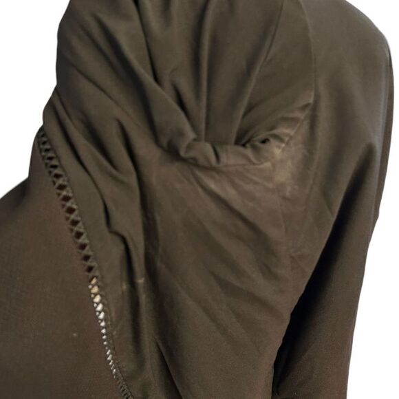 Tahari Black Blazer With Cross Stitch Detailing On Front Size 4 - Picture 6 of 9